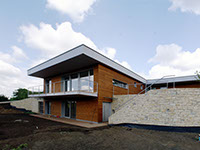 VILA NESLOVICE